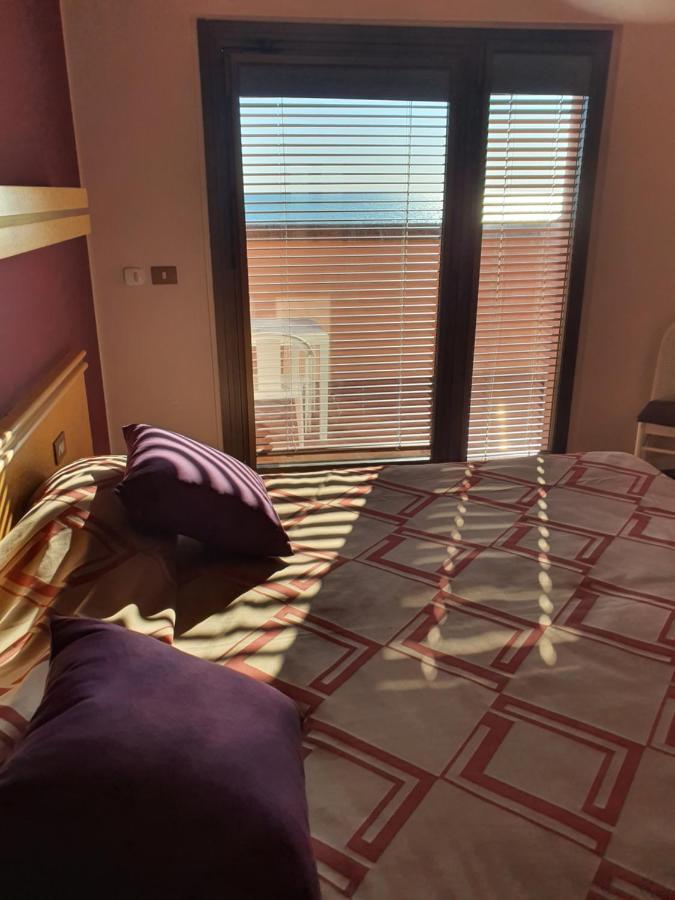 Hotel Antares Градо Екстер'єр фото